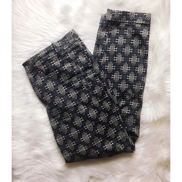 Zara Pants - Patterned Zara Pants 😍 Zara Pants - Patterned Zara Pants 😍